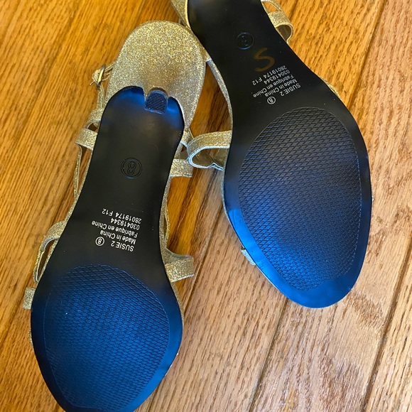 Silver sandal - Picture 4 of 4